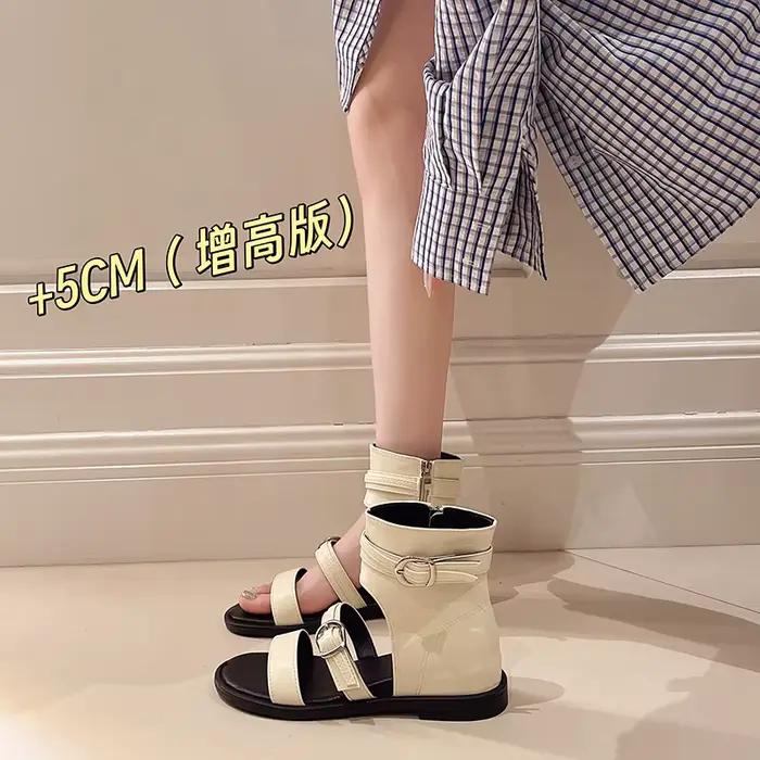 Bottes Romanes Courtes Tendance et Confortables pour l'Extérieur – Nouvelle Collection Été 2026 – Modèle Polyvalent à Talon Intégré