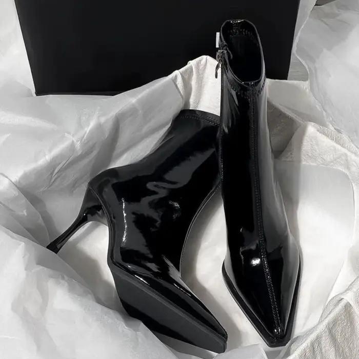 Bottines vintage d'automne, nouvelle mode, talons hauts, bottes fines en cuir verni à bout pointu sexy pour femmes, bottines courtes marron pour femmes.