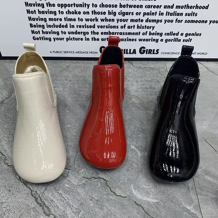 Bottes de neige coordonnantes en cuir verni pour femmes, chaussures plates en peluche, imperméables, chaudes, fourrure, décontractées, hiver, bottes chelsea, occassions spéciales