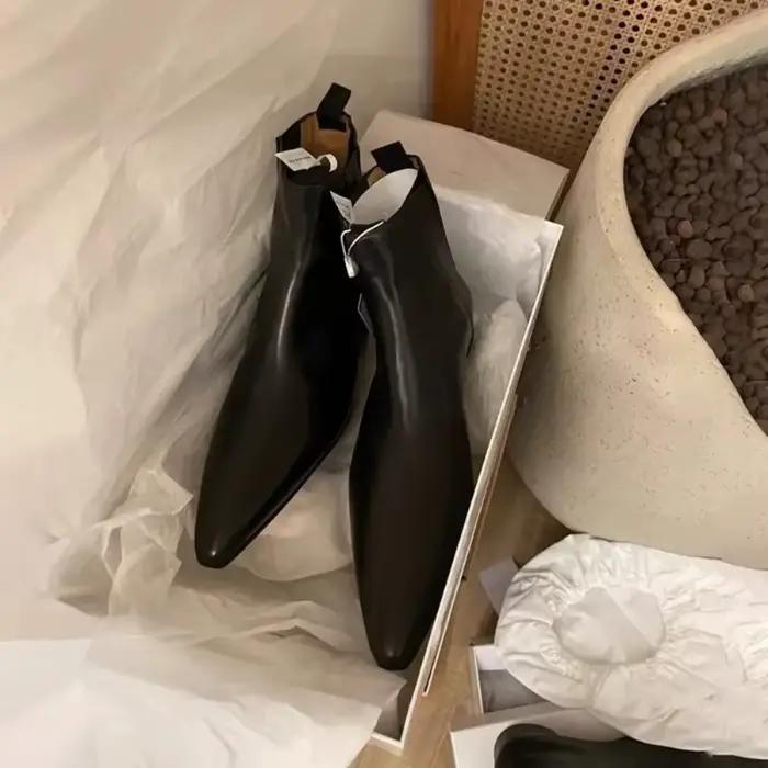 Bottes courtes rétro en cuir véritable pour femme, chaussures Chelsea pointues, plates et nues, fines, automne/hiver