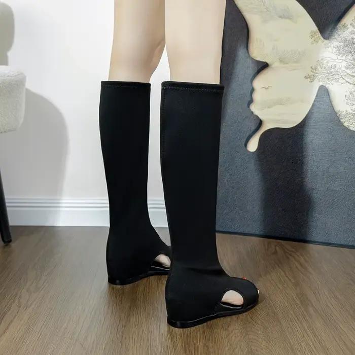 Bottes montantes pour femme en tissu élastique, rehaussées de 5 cm à l'intérieur, tendance, style sandales à tube long, version aérée latérale pour l'été