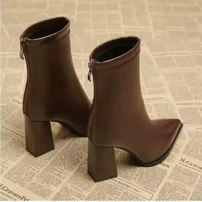 Bottes courtes pointues haut de gamme pour femmes