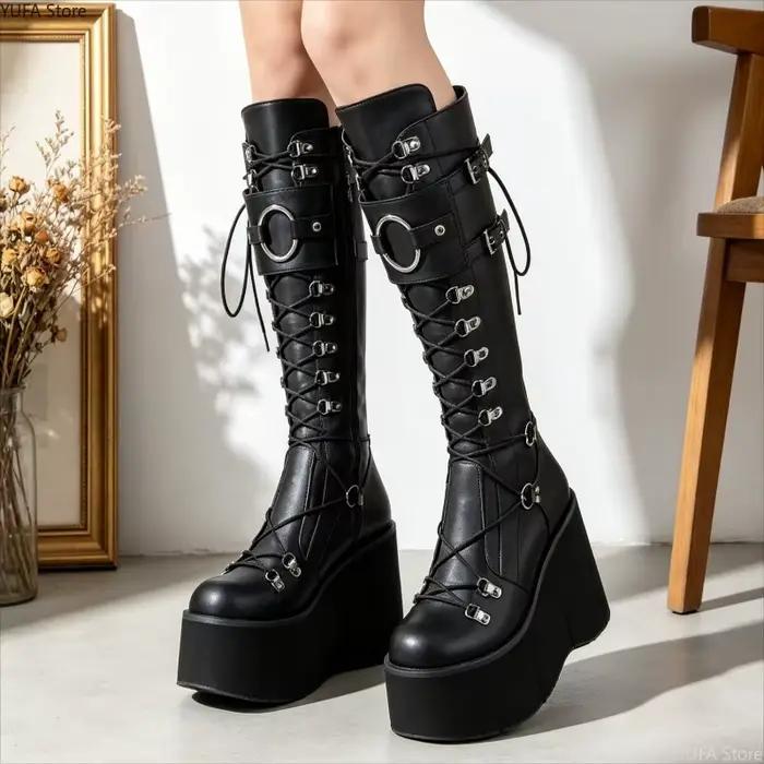 Bottes longues à talons compensés pour femmes