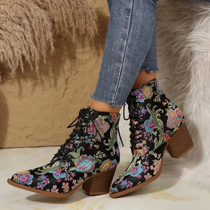 Bottines ethniques à bout pointu pour femmes