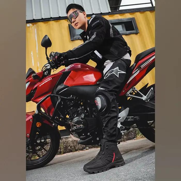 Bottes de moto imperméables pour hommes