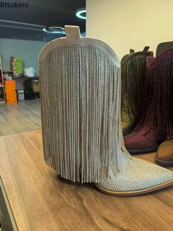 Bottes à bout pointu ornées de strass et de franges pour femmes, talons épais, bottes mi-mollet pour femmes, chaussures de défilé de mode, occasions spéciales