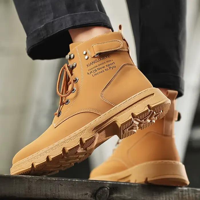 Bottes décontractées pour hommes, quatre saisons, nouvelles bottes hautes à semelle souple, antidérapantes, respirantes, légères, confortables, à la mode, pour la marche en plein air et le travail