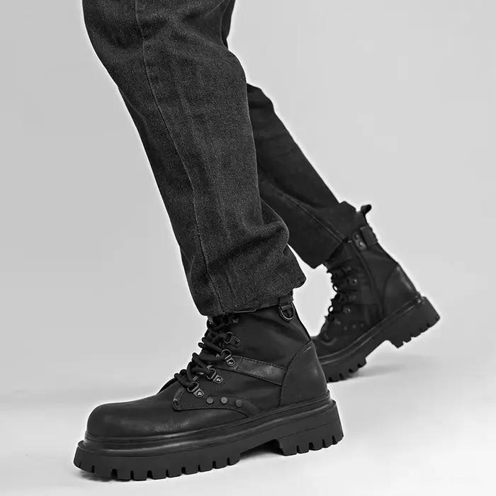 Bottes de combat punk noires de haute qualité pour hommes, style gothique, à lacets, mi-mollet, avec boucle cloutée, plateforme épaisse, bottes de moto