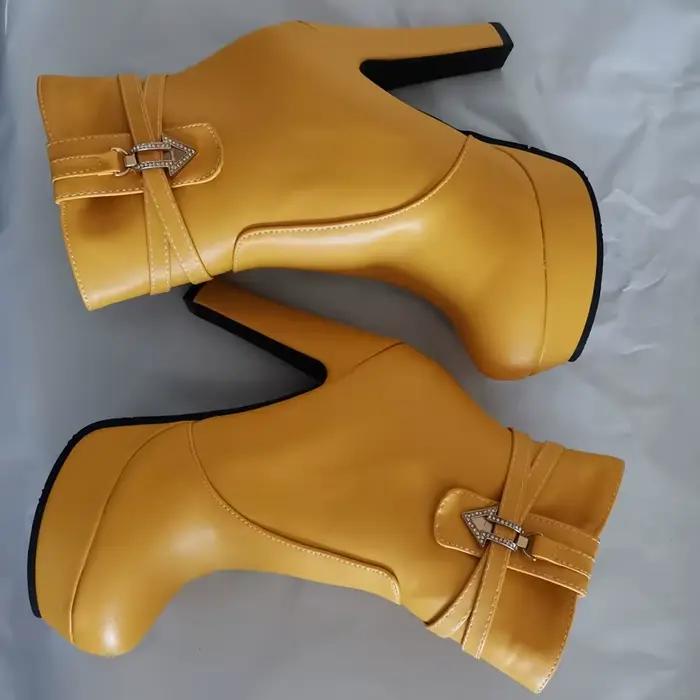 Bottines blanches à plateforme pour femmes, chaussures à talons hauts avec boucle, jaune et noir, bottes courtes pour dames, grande taille 50, automne hiver