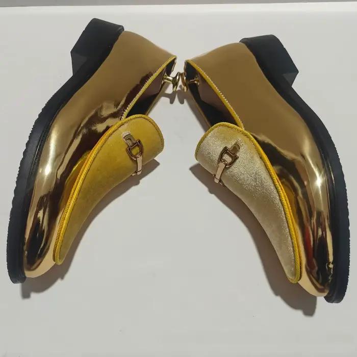 Chaussures décontractées pour hommes grande taille, en cuir lisse, légères et respirantes, à semelle en caoutchouc, style mocassins.