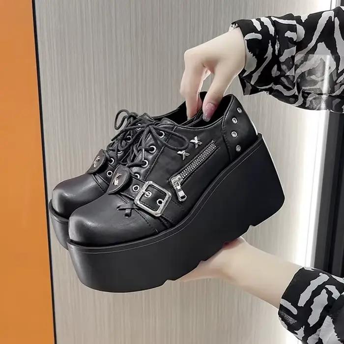 Escarpins gothiques Punk pour femmes, nouvelle plateforme de marque à semelle épaisse, chaussures Mary Jane à talons hauts compensés, chaussures Lolita de styliste Cosplay de fête, 2025