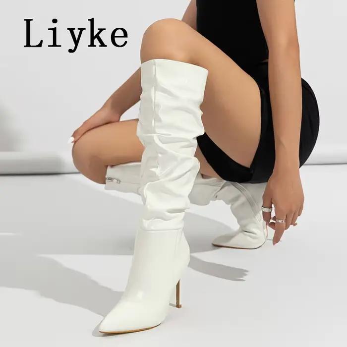 Bottes Hautes en Cuir Verni Plissé pour Femme