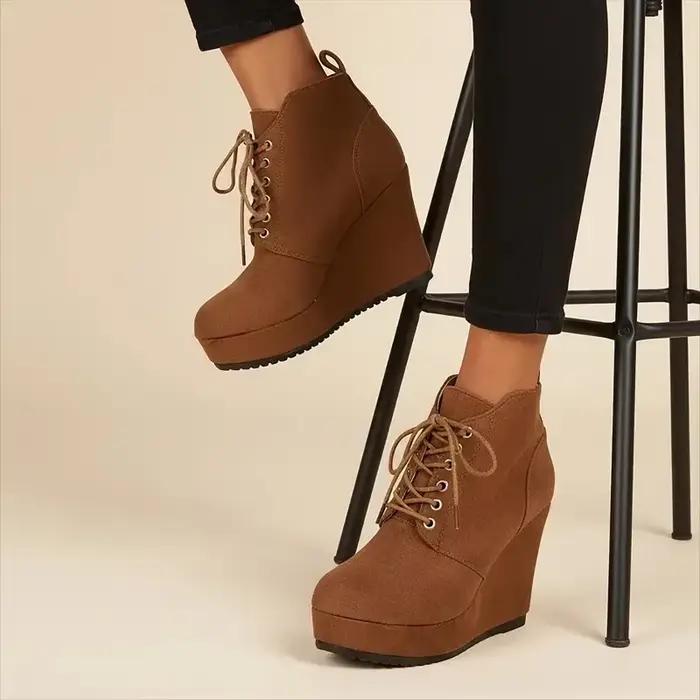 Bottines à talons compensés automne hiver 2025, bout rond en daim à lacets, grande taille, bottes nues confortables à la mode