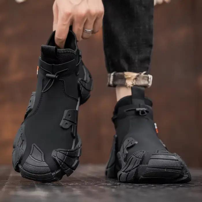 Botte courte d'extérieur pour hommes, chaussures montantes décontractées à semelles épaisses, chaussures tendance, chaussures de sport, bottes nues, nouvelle collection automne 2024
