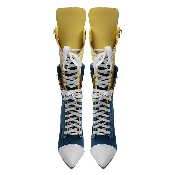 Bottines mi-mollet en jean color block à talon aiguille