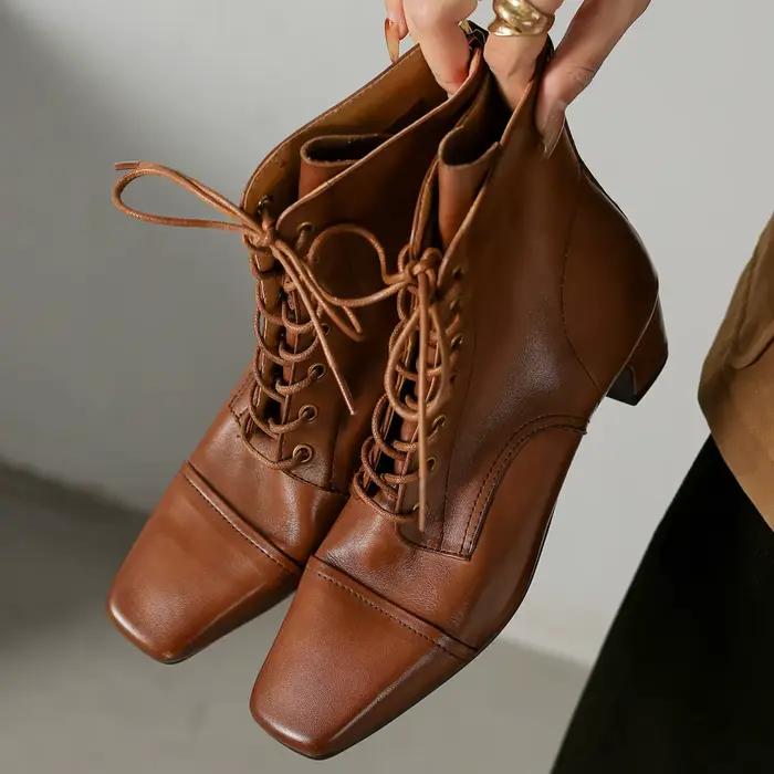 2025New femmes en cuir de vache bout carré à lacets dos zip automne bottines de haute qualité doux confort 4 cm chaton talon bottes courtes