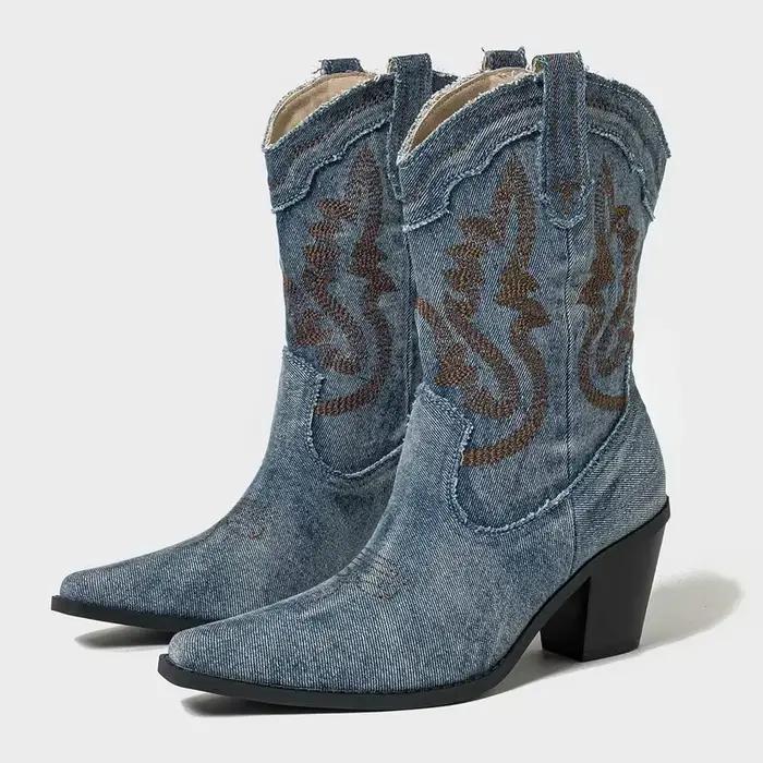 Bottes en denim brodées pour femmes