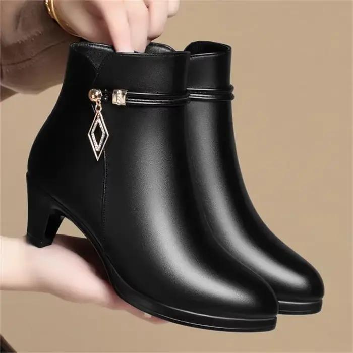 Bottes à plateforme en cuir souple