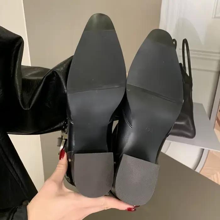 Eilyken Nouvelle Collection Bottines à Bout Pointu avec Boucle Rivetée pour Femme