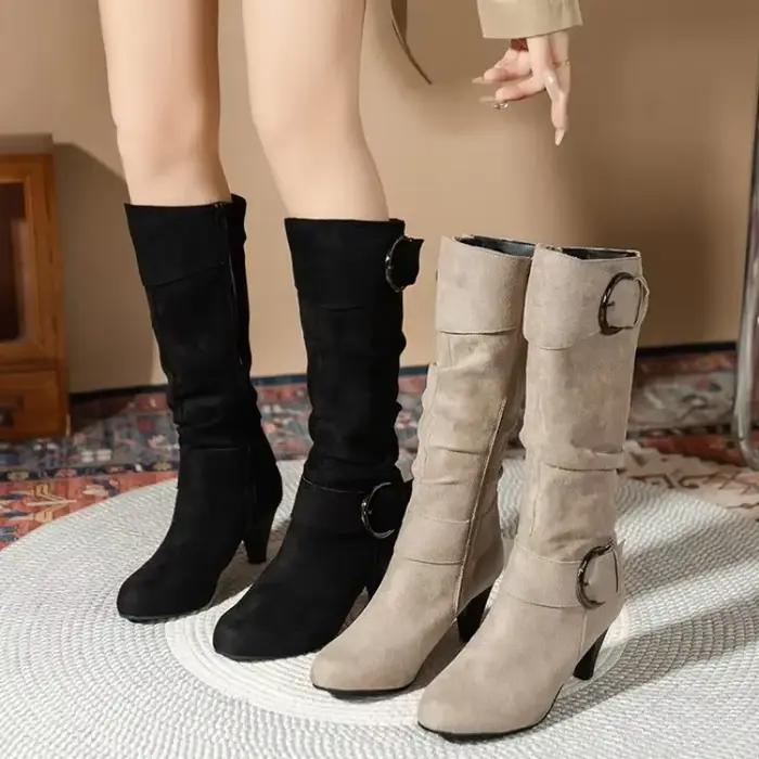 Bottes modernes à fermeture éclair pour femmes