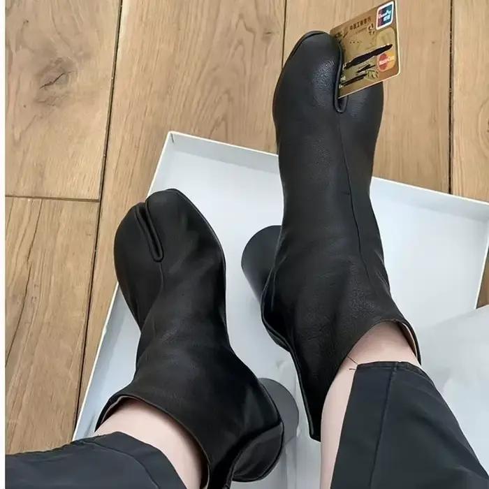 Bottines Tabi à Bout Fendu Femme Style Britanique Cuir Véritable Talon Carré Occasions Spéciales