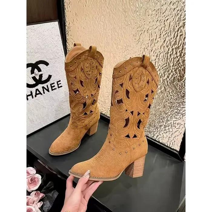 Bottes western en daim végétalien avec design creux pour femmes, bottes de cow-boy, chaussures à talons épais, Parker rond, rétro, été, nouveau, RiSALE, 2024