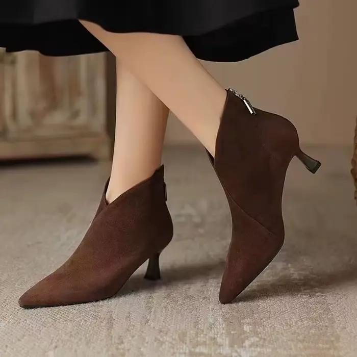 Bottes courtes en daim marron 2025 automne-hiver nouveau style
