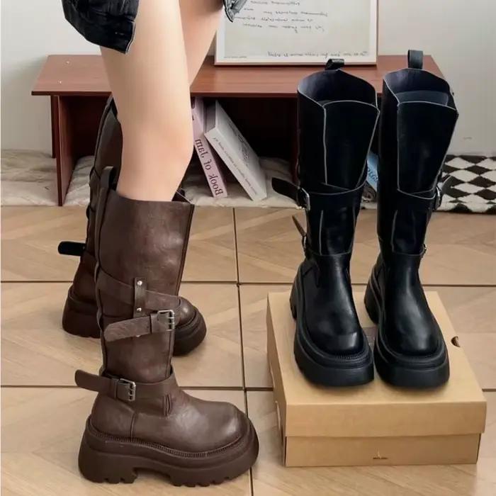 Bottes d'équitation mi-longues avec boucle de ceinture en cuir marron-noir
