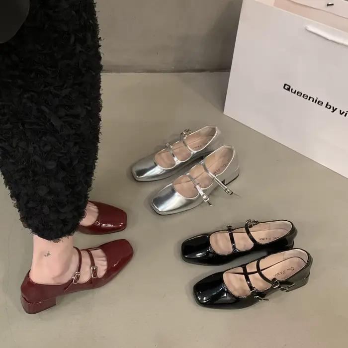 Nouvelles Chaussures Mary Jane en Cuir Rouge Épais pour Femme – Idéales pour le Printemps et l'Été, Style Français Chic pour Soirées et Tenues Décontractées