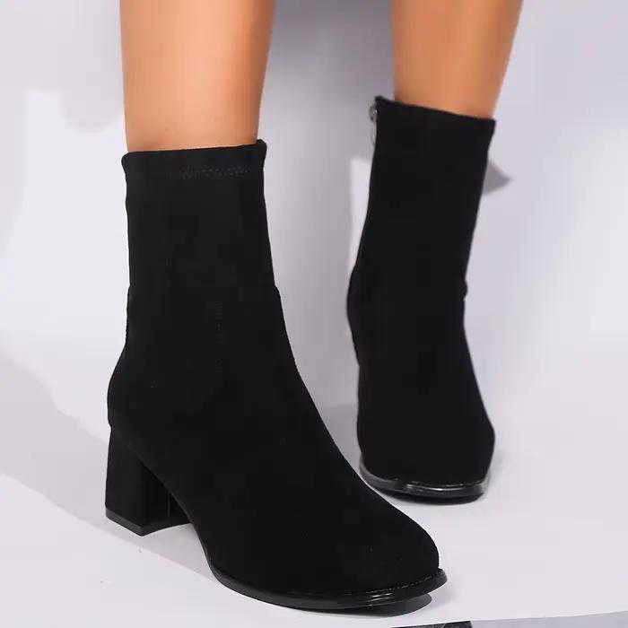 Bottines élégantes pour femmes en daim noir bout carré avec talons étranges pour l'hiver occasions gothiques et soirées nocturnes