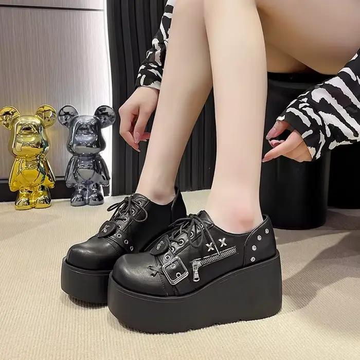 Escarpins gothiques Punk pour femmes, nouvelle plateforme de marque à semelle épaisse, chaussures Mary Jane à talons hauts compensés, chaussures Lolita de styliste Cosplay de fête, 2025