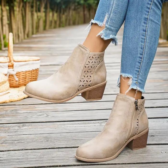 Nouvelles bottes rétro à talons hauts pour femmes bottes décontractées confortables à talons mi-hauts bottes western grandes tailles ocassions spéciales à offrir