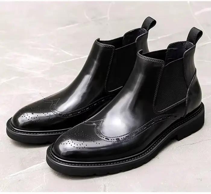 Bottines montantes européennes à bout rond sculpté en cuir richelieu à semelle épaisse pour un usage confortable