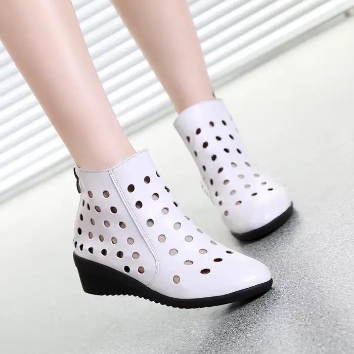 Bottes de printemps et d'été pour femmes, chaussures à talons compensés, bottes de rinçage, bottes creuses faites à la main, fretwork cool haute du genou élégantes pour femmes occassions spéciales