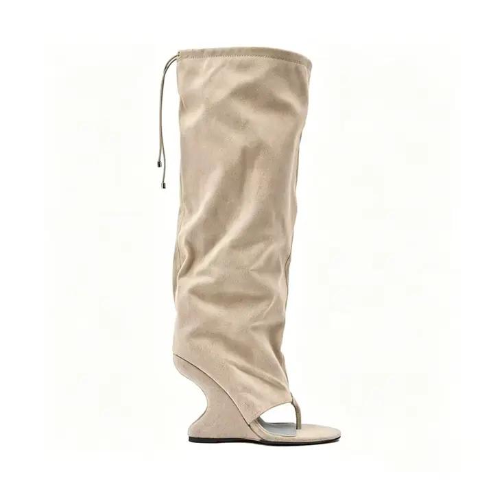 Bottes Gioio en cuir synthétique pour femmes, talons inclinés irréguliers, bout à clip, haute cheville, printemps automne, élégance chic pour femmes occasions spéciales