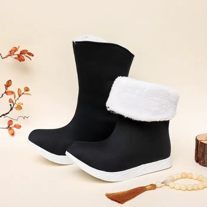 Bottes Hanfu noires en satin à talon plat confortables pour costumes d'époque