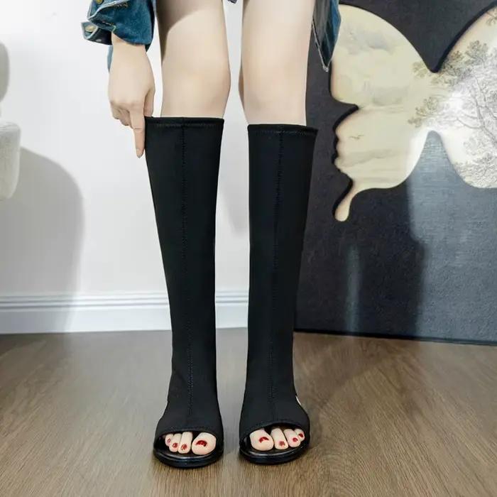 Bottes montantes pour femme en tissu élastique, rehaussées de 5 cm à l'intérieur, tendance, style sandales à tube long, version aérée latérale pour l'été
