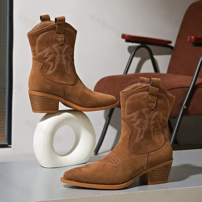 Bottines de Cowboy rétro en cuir pour femmes, confortables, brodées, Sexy, hautes, courtes, nouvelle collection printemps automne 2025