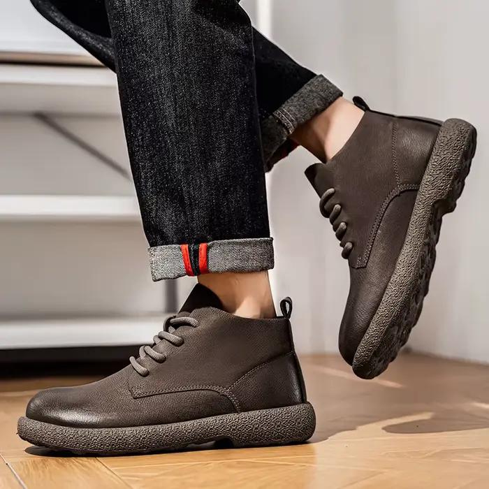 Chaussures Designer Bottines en cuir marron pour hommes avec design à lacets de style rétro et semelle antidérapante