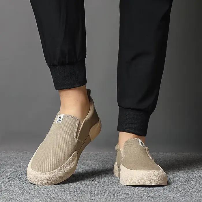 Chaussures en toile pour hommes décontractées style coréen color block respirantes et confortables pour hommes occassions printanières et automnales
