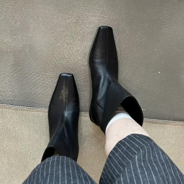 Bottines pour femmes en cuir véritable noir, bout carré pointu, talon bloc bas, bottes vintage à enfiler mi-mollet, chaussures pour tous les jours et les soirées.
