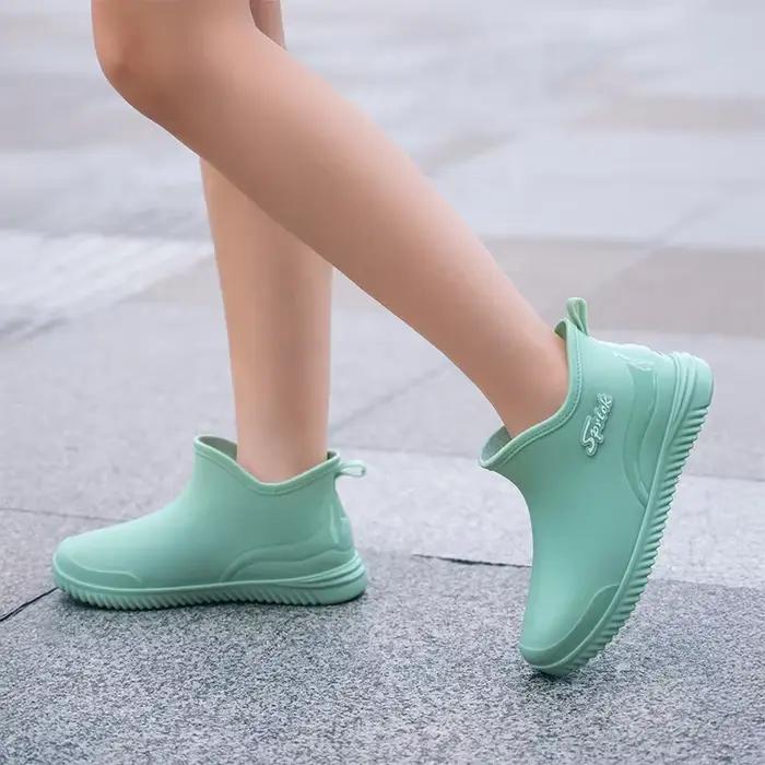 Bottes de pluie basses doublées de coton pour femmes polyvalentes en PVC pour la cuisine et les promenades sous la pluie