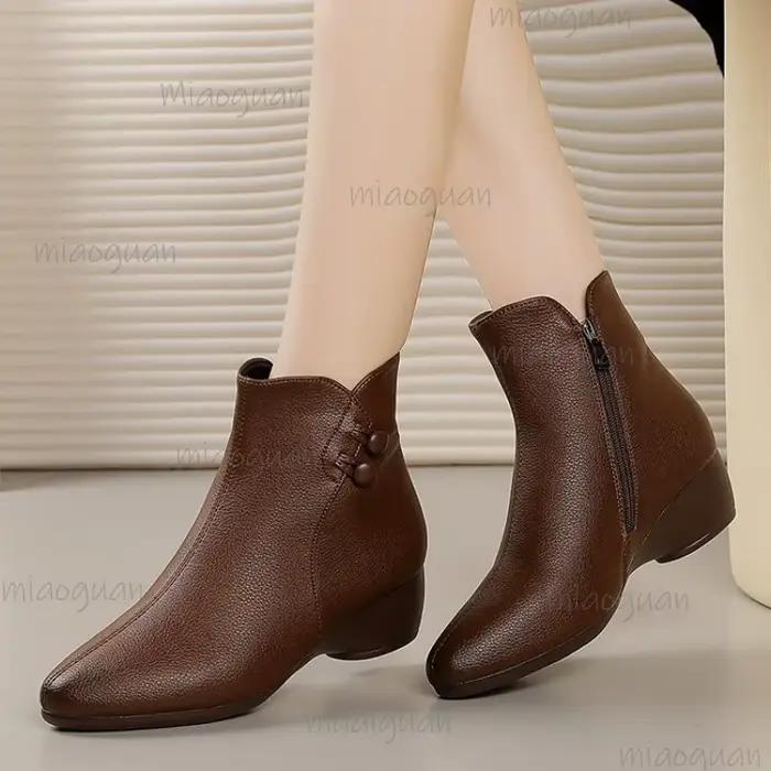 Bottines romaines en cuir artificiel avec boutons décoratifs pour femmes, confortables et élégantes pour les occasions hivernales et spéciales