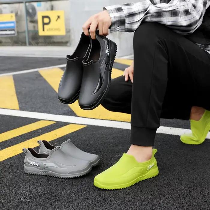 Bottes de pluie basses à la mode pour hommes, chaussures de travail de cuisine à fond plat, antidérapantes, résistantes à l'usure, imperméables, en PVC, bout rond, à enfiler