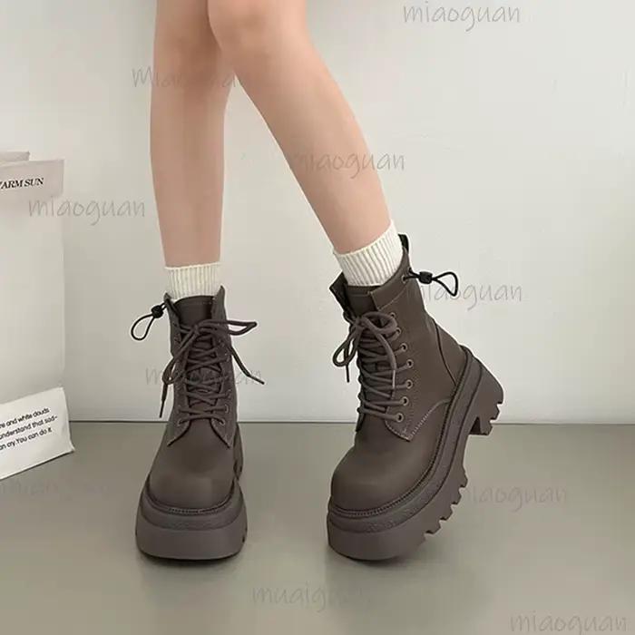 Bottines femme nouveau automne 2025 rétro britannique plate-forme bottes courtes couleur unie mode rétro cuir court Botas Femininas