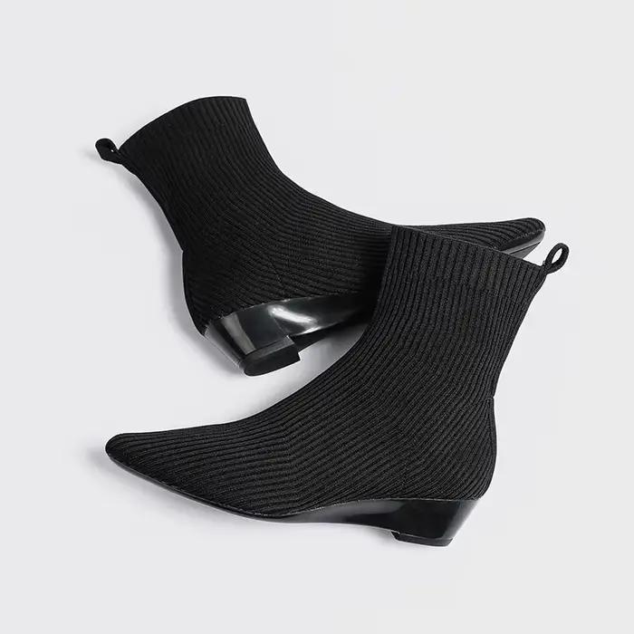 Bottes courtes pour femmes en matériau tissé à la mouche et bottes nues