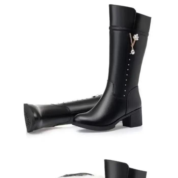 Bottes en cuir au genou pour femmes