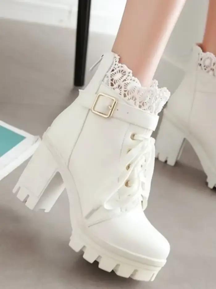 Bottines à talons hauts pour femmes