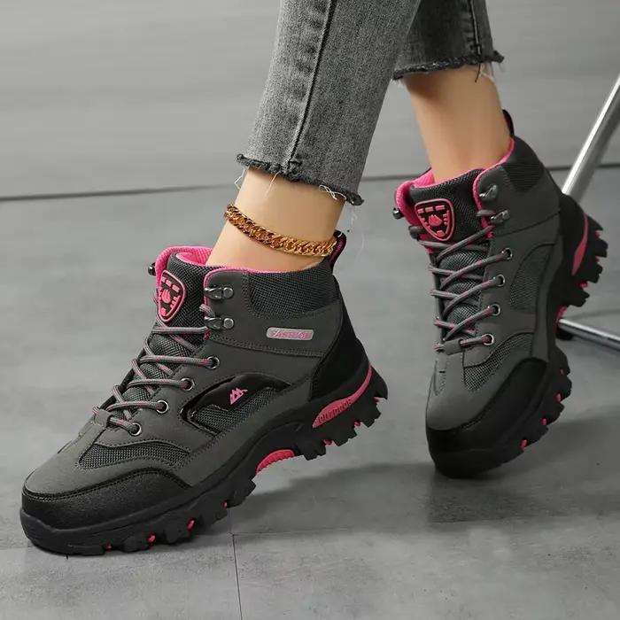 Femmes bottes imperméables en plein air randonnée