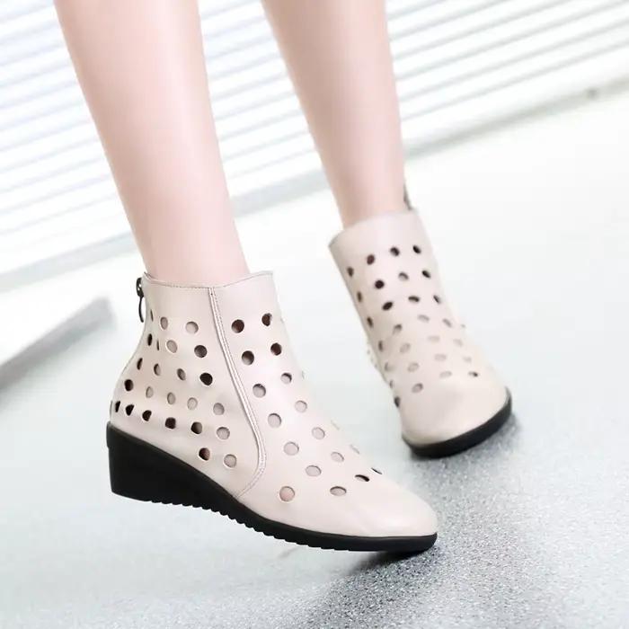 Bottes de printemps et d'été pour femmes, chaussures à talons compensés, bottes de rinçage, bottes creuses faites à la main, fretwork cool haute du genou élégantes pour femmes occassions spéciales